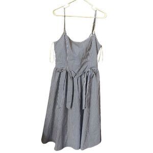 In The Beginning size L sides stripes bows sundress